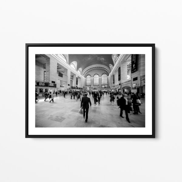 The man with a plastic bag Grand Central Station New York framed print photo sebastien desnoulez Photographe auteur